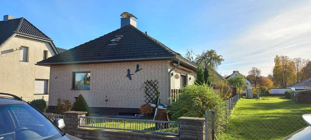 Immobilie in Stolzenau - Einfamilienhaus mit Garage in Stolzenau - Bild 0