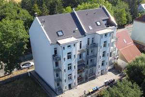 Großzügige Familienwohnung mit 5 Zimmern, zwei Bädern und zwei Balkonen in Mölkau