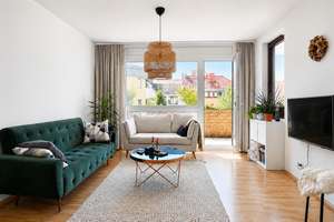 Gut geschnittene, helle 3-Zimmer-Wohnung mit sonniger Innenhofloggia, Balkon und TG-Stellplatz – Die vollständige Adresse der Immobilie erhältst du vom Anbieter., 30161 List, Hannover – Vorschaubild 1