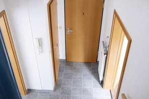 **KRIEGSHABER** Gepflegtes Mehrfamilienhaus mit 6 Wohneinheiten unweit der Uniklinik – Untere- Osterfeld- Straße 76, 86156 Kriegshaber, Augsburg – Vorschaubild 18