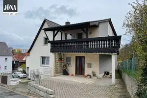 Gepflegtes Einfamilienhaus in ruhiger Wohnlage – Kulmbach (Kreis) – Vorschaubild 1