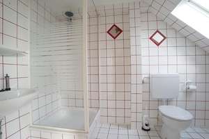 Grosszügige DG-Studio-Wohnung mit Südbalkon – Händelstr. 6, 44805 Harpen/Rosenberg, Bochum – Vorschaubild 4