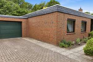 Wohnen auf einer Ebene – großzügiger Flachdachbungalow in Oldenburg – Die vollständige Adresse der Immobilie erhältst du vom Anbieter., 26133 Kreyenbrück, Oldenburg (Oldenburg) – Vorschaubild 2