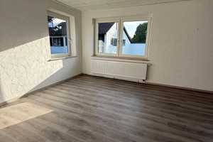 Preiswertes, vollständig renoviertes 7-Raum-Einfamilienhaus in Oberndorf am Neckar – Aspenweg 44, 78727 Rottweil (Kreis) – Vorschaubild 12