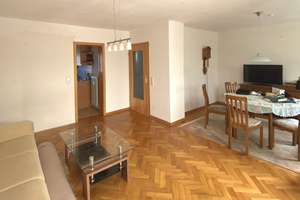 Neu-Ulm: Modernisiertes Mehrfamilienhaus (DHH)  mit idyllischem Garten in Donau-Nähe – Die vollständige Adresse der Immobilie erhältst du vom Anbieter., 89231 Neu-Ulm – Vorschaubild 8