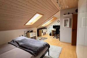 Zentral und ruhig gelegenes REH mit ELW, Carport und Garten – Friedhofstr. x, 71088 Holzgerlingen – Vorschaubild 14
