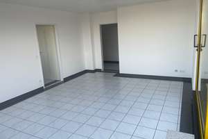 Modernes Wohnen in Paderborn: 2-Zimmer-Wohnung mit großer Terrasse, Blick über PB – Westernmauer 12-16, 33098 Kernstadt, Paderborn – Vorschaubild 4