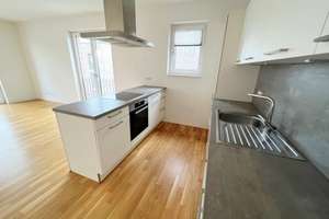 Moderne Maisonette-Wohnung zur Miete in Hamburg Jenfeld - Wentzel Dr. – Kaskadenpark 20, 22045 Jenfeld, Hamburg – Vorschaubild 4
