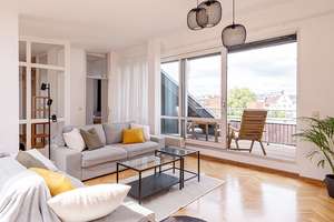 Helle und großzügige Dachgeschosswohnung mit Dachterrasse und freiem Blick nach Westen – Die vollständige Adresse der Immobilie erhältst du vom Anbieter., 10555 Moabit, Berlin – Vorschaubild 1
