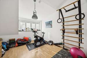 Charmante Doppelhaushälfte verborgen im Grünen – Die vollständige Adresse der Immobilie erhältst du vom Anbieter., 81379 Obersendling, München – Vorschaubild 8