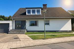 Attraktives EFH mit Einliegerwohnung am Westerberg