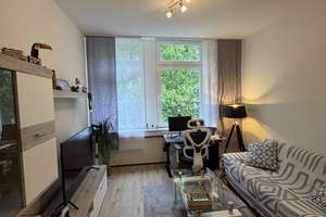 Möblierte 1,5-Zimmer-Wohnung in Mainz Neustadt – Rheinnähe, 3 m Deckenhöhe & Aufzug – Rheinallee 53, 55118 Neustadt, Mainz – Vorschaubild 1
