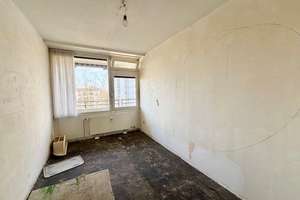 Renovierungsbedürftige Wohnung im 6. Stock mit tollem Weitblick in Düsseldorf-Lörick – Die vollständige Adresse der Immobilie erhältst du vom Anbieter., 40547 Lörick, Düsseldorf – Vorschaubild 16