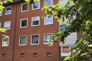 Gemütliche Dachwohnung - frisch renoviert!