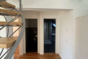 Sehr schöne GALERIE-Wohnung. Ideal für ein PAAR ohne Kinder. Balkon, Einbauküche, Stellplatz. FREI – Die vollständige Adresse der Immobilie erhältst du vom Anbieter., 70599 Schönberg, Stuttgart – Vorschaubild 11