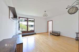 Exklusive Wohnung in ruhiger Lage mit Pool, ideale Raumaufteilung – vielseitig nutzbar & WG geeignet – Die vollständige Adresse der Immobilie erhältst du vom Anbieter., 81479 Solln, München – Vorschaubild 2