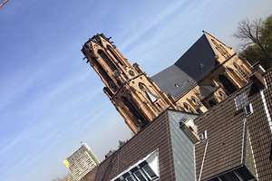 Mitten in der Stadt! Ruhige Dachgeschosswohnung mit kl. Terrasse im  Altbau sucht Individualisten! – Die vollständige Adresse der Immobilie erhältst du vom Anbieter., 47799 Cracau, Krefeld – Vorschaubild 9