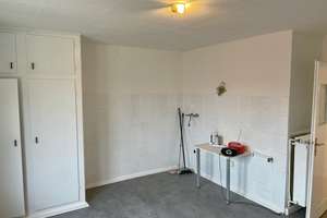 Renovierte 2,5-Raum-Penthouse-Wohnung mit Balkon in Kaiserslautern – St.-Franziskus-Str. 9, 67655 Innenstadt West/Kotten, Kaiserslautern – Vorschaubild 15