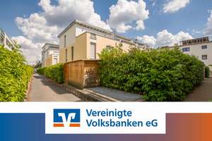 Stilvoll wohnen mit Komfort – hochwertiges Reihenmittelhaus mit Dachterrasse, Garten und zwei Tiefga – Die vollständige Adresse der Immobilie erhältst du vom Anbieter., 71065 Sindelfingen – Vorschaubild 1