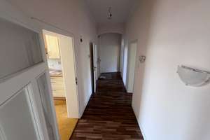 4-Zimmer-Altbauwohnung in Kassel-West-provisionsfrei – Die vollständige Adresse der Immobilie erhältst du vom Anbieter., 34119 West, Kassel – Vorschaubild 4