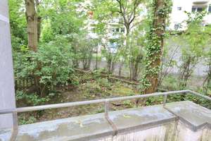 SCHÖNER ALTBAU MIT BALKON - STUCK, DIELEN & HOHE DECKEN - HÜBSCHER GEMEINSCHAFTSGARTEN – Stephanstr. 25 bb, 12167 Steglitz, Berlin – Vorschaubild 13