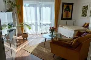Helle möbl. 1-Zimmer-Erdgeschosswohnung  mit Terrasse in Augsburg – Leitershofer Straße 121, 86157 Augsburg – Vorschaubild 3