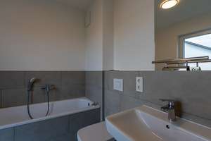 Exklusives Familienwohnen mit Terrasse im Nine West Living! Großzügige 5-Zimmer-Wohnung mit Terrasse – Die vollständige Adresse der Immobilie erhältst du vom Anbieter., 14612 Falkensee – Vorschaubild 9