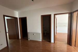 Freundliche und lichtdurchflutete 3 Zimmer-Wohnung mit Balkon in bester Lage zum UKGM, Wingertshe... – Wingertshecke 7, 35392 Gießen-Süd, Gießen – Vorschaubild 6