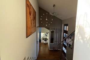 Charmante 3-Zi-DG-Wohnung: 72m² Wohnfl., 105m² Grundfl., Balkon, Keller, Parkplatz & große Terrasse. – Die vollständige Adresse der Immobilie erhältst du vom Anbieter., 70599 Plieningen (Ortsteil), Stuttgart – Vorschaubild 8