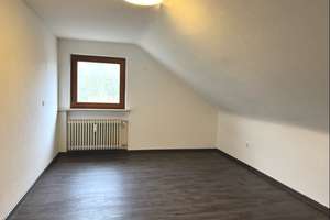 3-Familienhaus in Nürnberg-Altenfurt mit zwei freien Wohnungen, zwei Garagen und Carport – Die vollständige Adresse der Immobilie erhältst du vom Anbieter., 90475 Altenfurt, Moorenbrunn, Nürnberg – Vorschaubild 18