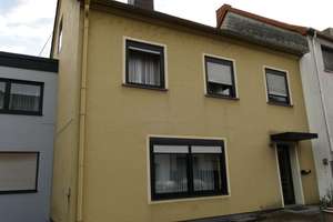 Wovon Kapitalanleger träumen - gut vermietetes Haus!!! – Die vollständige Adresse der Immobilie erhältst du vom Anbieter., 66578 Schiffweiler – Vorschaubild 2