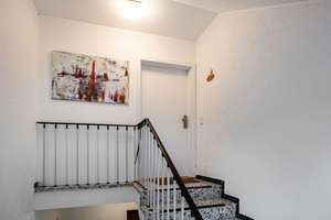 Mit Dachterrasse und Garage
Moderne 4-Zimmer-Eigentumswohnung – 33689 Sennestadt, Bielefeld – Vorschaubild 3