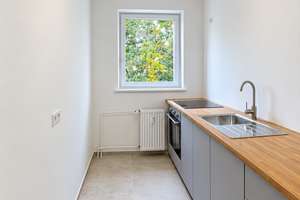 Erstbezug nach Sanierung | 2 Zimmer mit Einbauküche und französischem Balkon in Charlottenburg-Nord – 13627 Charlottenburg-Nord, Berlin – Vorschaubild 3