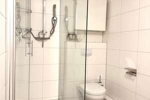 Exklusive 3-Zimmer-Wohnung mit 76 m², 2 Balkonen, hochwertiger Einbauküche & Stellplatz – Friedrichstrasse 8, 90408 Pirckheimerstraße, Nürnberg – Vorschaubild 17