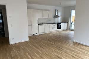 Besichtigung Sa. 15.08. - 10:15 Uhr....EBK, Terrasse, Parkett, Balkon, Keller....