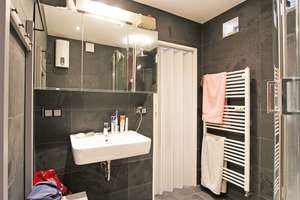 Komfortable 1-Zimmer-Dachgeschosswohnung mit Loggia und Stellplatz in Bremen-Huckelriede! – Die vollständige Adresse der Immobilie erhältst du vom Anbieter., 28201 Huckelriede, Bremen – Vorschaubild 8