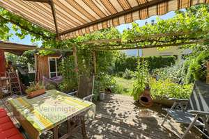 Reiheneckhaus mit Garage und großem Garten – Die vollständige Adresse der Immobilie erhältst du vom Anbieter., 72760 Reutlingen-Mitte, Reutlingen – Vorschaubild 5