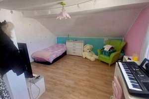 Haus im Haus! Tolle Maisonettewohnung in Merscheid, 5 Zimmer, 2 Bäder, 169m² renoviert. – Die vollständige Adresse der Immobilie erhältst du vom Anbieter., 42699 Ohligs/Aufderhöhe/Merscheid, Solingen – Vorschaubild 8