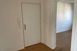 Schöne Zweizimmerwohnung direkt an der BfA! – Velburger Str. 2, 90478 Ludwigsfeld, Nürnberg – Vorschaubild 6