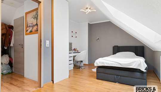 Bild von Reihenmittelhaus in Kattenesch - topsaniert!