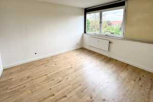 Frisch renovierte 3-Zimmer-Wohnung mit Sonnenbalkon in Dortmund-Brackel – Dortmund – Vorschaubild 3