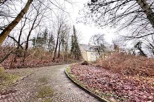 Sanierungsobjekt mit großem Potenzial – Machen Sie es zu Ihrem Traumhaus! – Die vollständige Adresse der Immobilie erhältst du vom Anbieter., 96472 Rödental – Vorschaubild 4