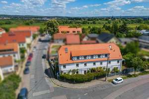 HISTORISCHES FACHWERKJUWEL MIT GARTENIDYLLE – DENKMALGESCHÜTZTES REIHENHAUS – Die vollständige Adresse der Immobilie erhältst du vom Anbieter., 1157 Briesnitz, Dresden – Vorschaubild 3