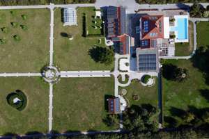 Technisch und energetisch Neuwertige Villa mit Pool, luxuriösem Wellnessbereich, Parkgrundstück. – Die vollständige Adresse der Immobilie erhältst du vom Anbieter., 33154 Salzkotten – Vorschaubild 4