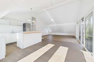 Traumwohnung in idyllischer, bester Lage:
Ihre exklusive Dachgeschoss-Wohlfühloase am Waldrand – 81827 Waldtrudering, München – Vorschaubild 11
