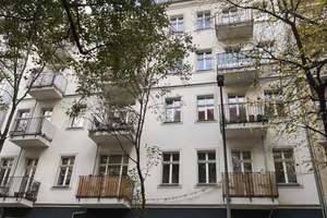 Renovierte 2-Zimmer Wohnung mit 2 Balkonen im 3. OG am Boxhagener Platz – Krossener Straße 26, 10245 Friedrichshain, Berlin – Vorschaubild 14