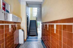 Bezugsfrei mit Potenzial: Kleines Wohn-Nest in Weißensee, renovierungsbedürftig – Rennbahnstrasse 25, 13086 Weißensee, Berlin – Vorschaubild 11
