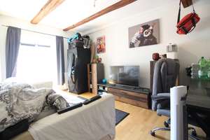 Helle 3,5-Zimmer-Maisonette-Wohnung in zentraler Lage mit Balkon – Die vollständige Adresse der Immobilie erhältst du vom Anbieter., 73630 Remshalden – Vorschaubild 6