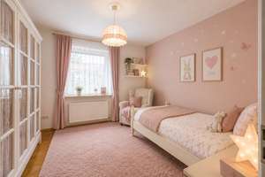 Gepflegter Bungalow mit Garage, Südwest-Terrasse & großem Grundstück in Neustadt a. d. Donau – Die vollständige Adresse der Immobilie erhältst du vom Anbieter., 93333 Neustadt an der Donau – Vorschaubild 5