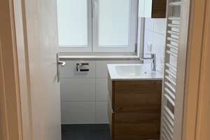 Helle 2-Zimmer-Wohnung mit großer Wohnküche, Südbalkon und modernisiertem Bad am Schwabinger Tor – 80804 Münchner Freiheit, München – Vorschaubild 9